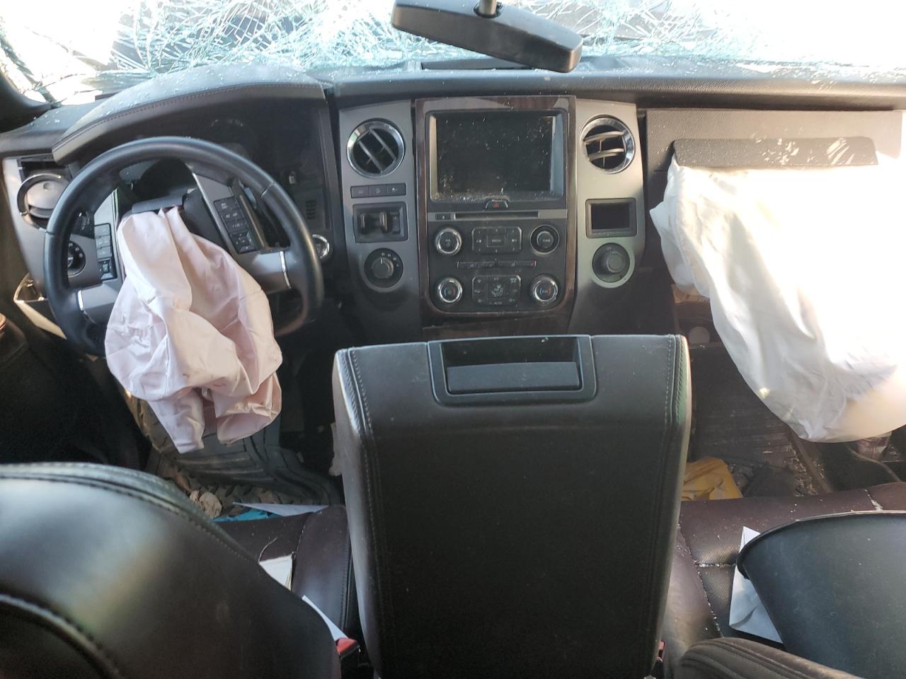 2016 Ford Expedition VIN 1FMJK1MT8GEF12400 Copart auction photo, front end / frame damage damage thumbnail 8