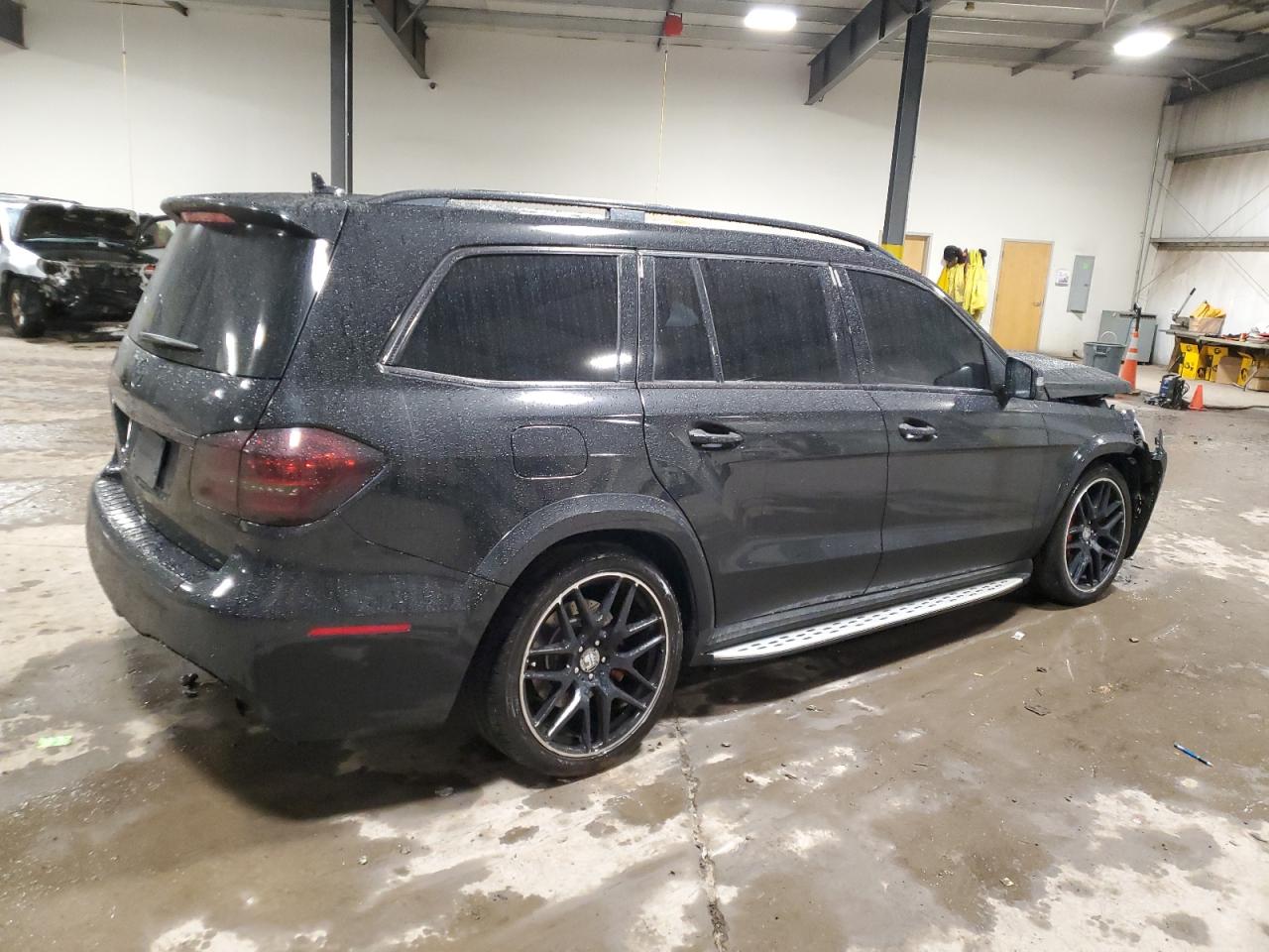 2017 Mercedes-Benz GLS-klasse VIN 4JGDF7FE8HA684938 Copart auction photo, front end / side damage thumbnail 3
