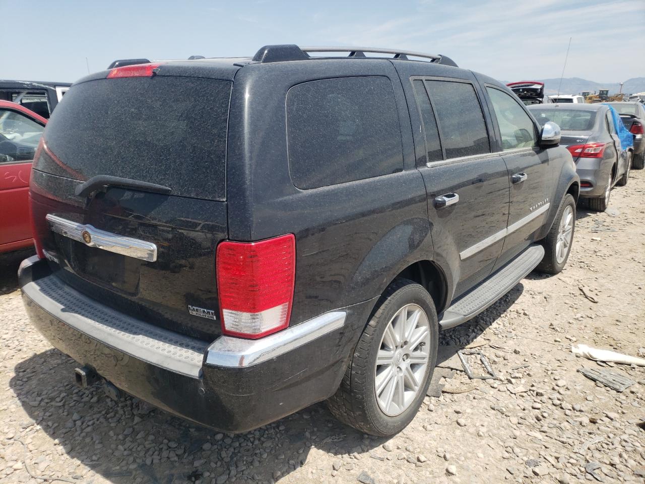 2007 Chrysler Aspen VIN 1A8HW58247F585301 Copart auction photo, front end / minor dent/scratches damage thumbnail 4