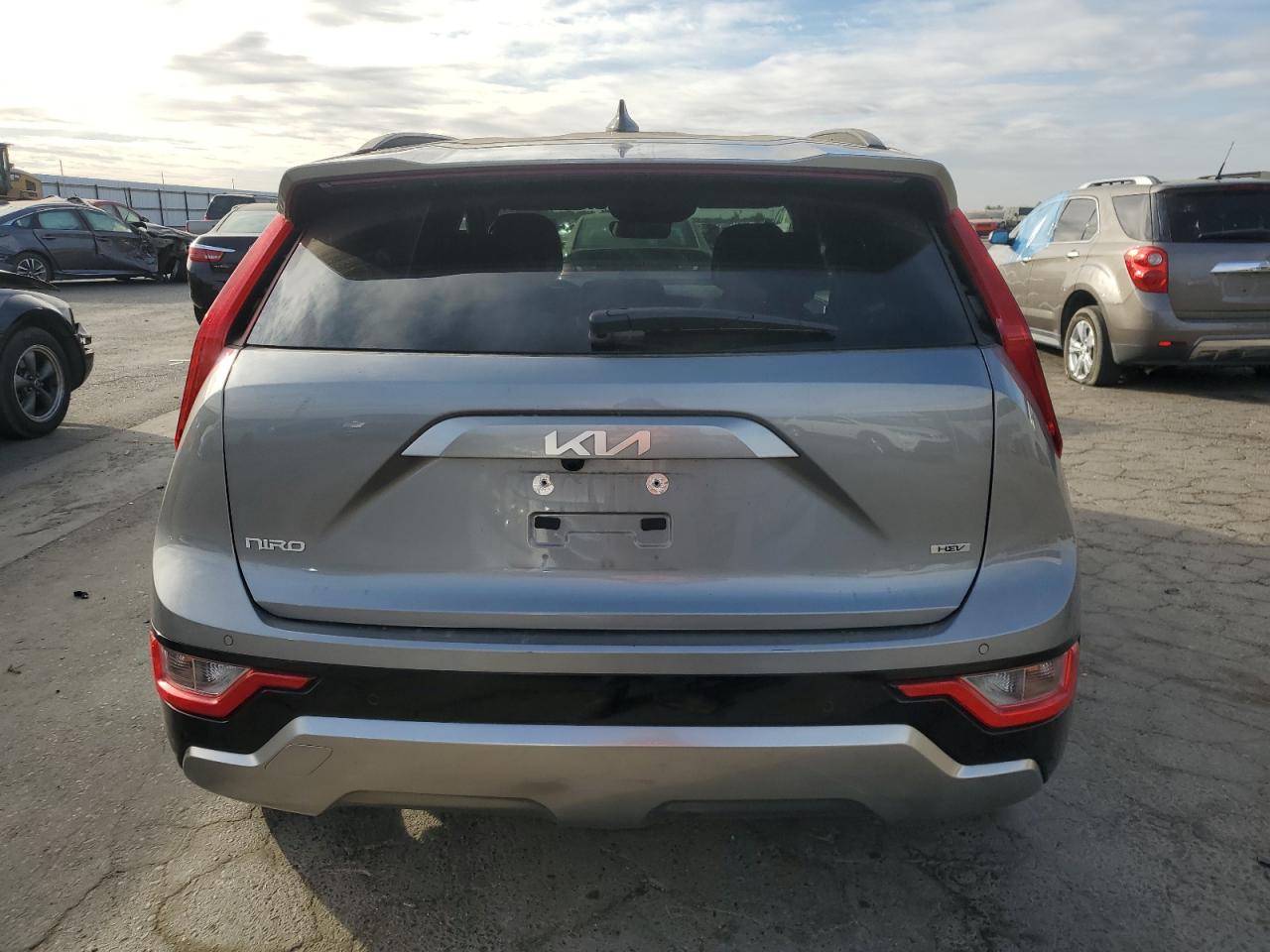 2023 KIA Niro VIN KNDCR3LEXP5042684 Copart auction photo, front end damage thumbnail 6