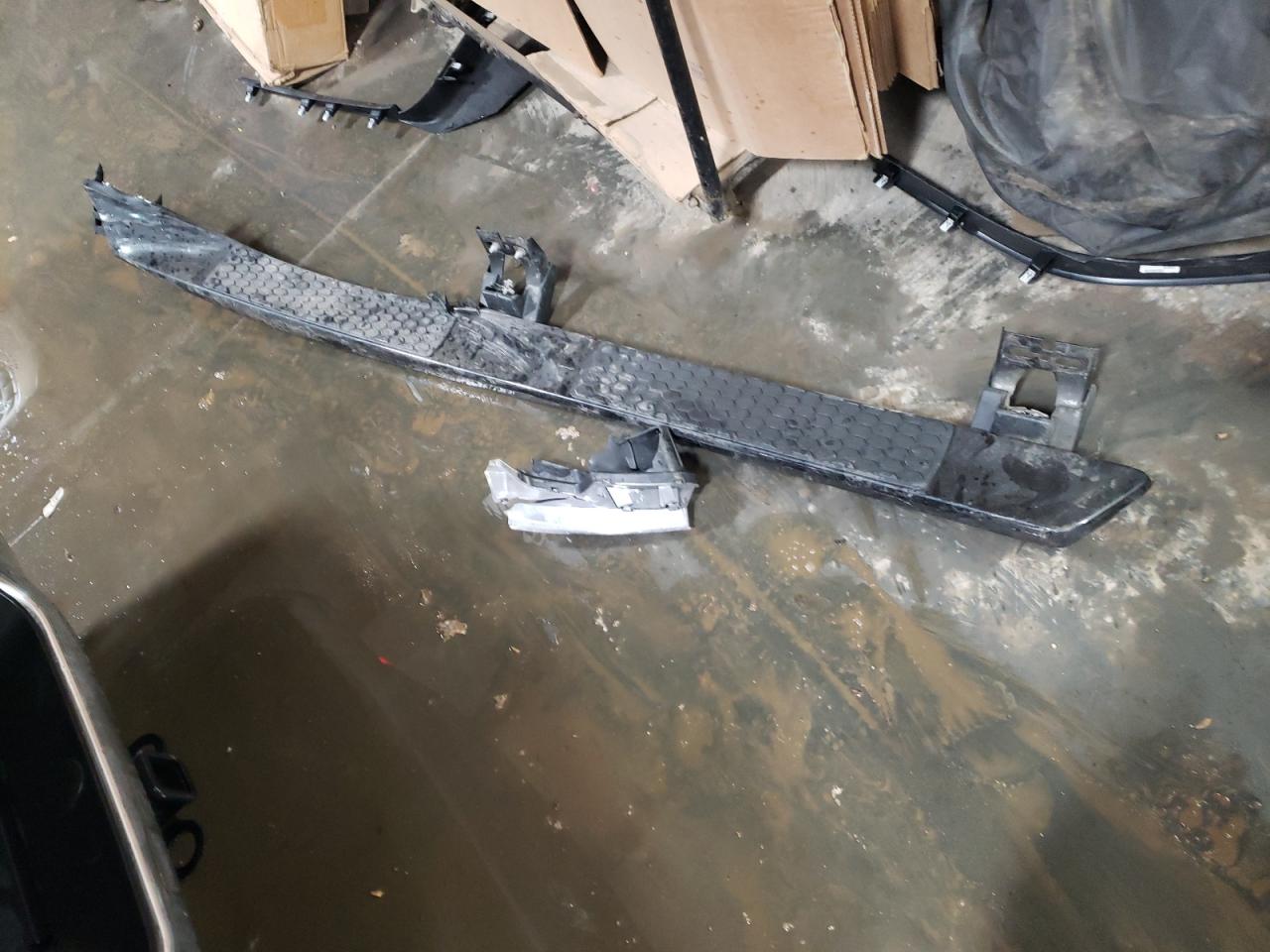 2021 RAM 1500 VIN 3C6RR7KG4MG706025 Copart auction photo, side / minor dent/scratches damage thumbnail 12