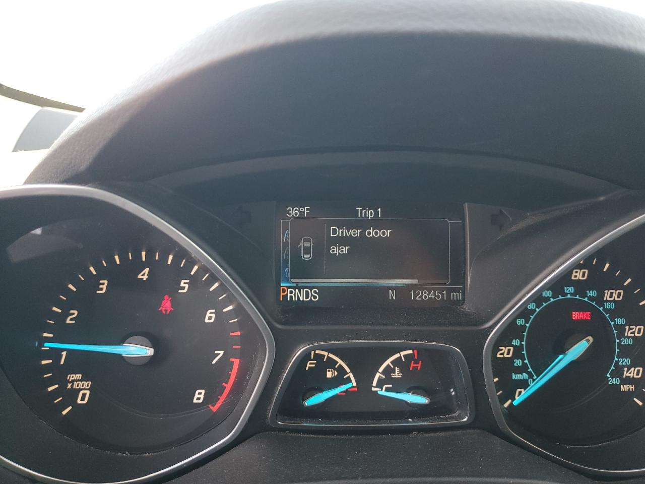 2014 Ford Escape VIN 1FMCU0GX1EUD01800 Copart auction photo, hail damage thumbnail 9