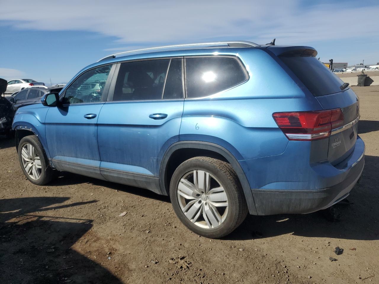 2019 Volkswagen Atlas VIN 1V2UR2CA8KC543362 Copart auction photo, front end damage thumbnail 2