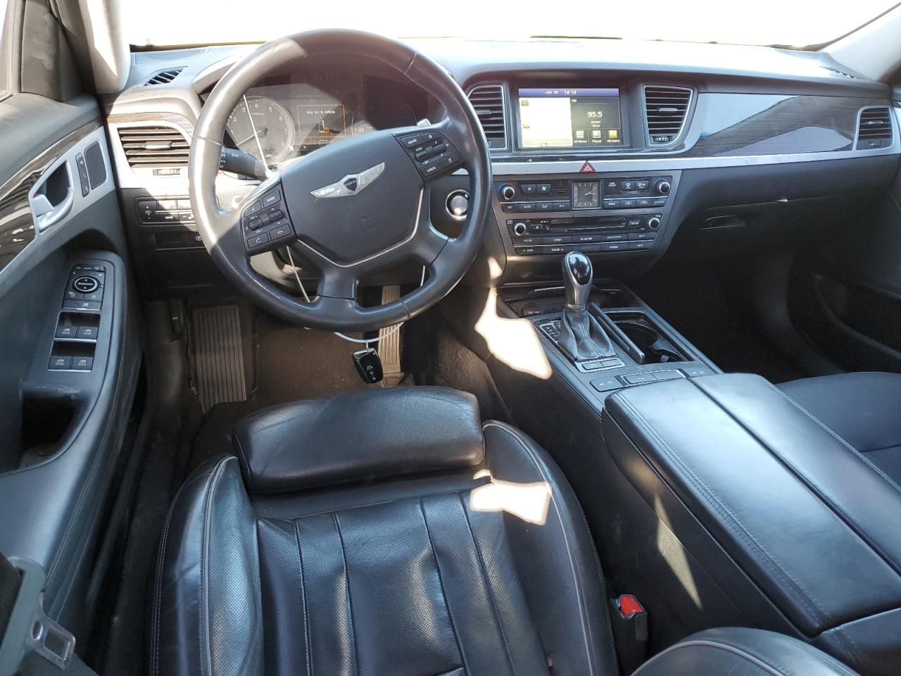 2015 Hyundai Genesis VIN KMHGN4JE3FU057792 Copart auction photo, front end damage thumbnail 8