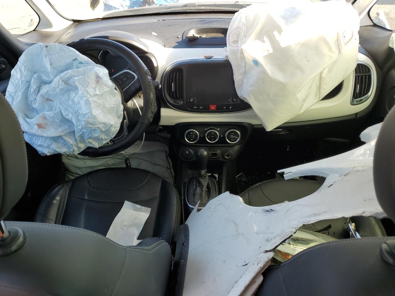 2019 Fiat 500 VIN ZFBNFADH6KZ042149 Copart auction photo, front end damage thumbnail 8
