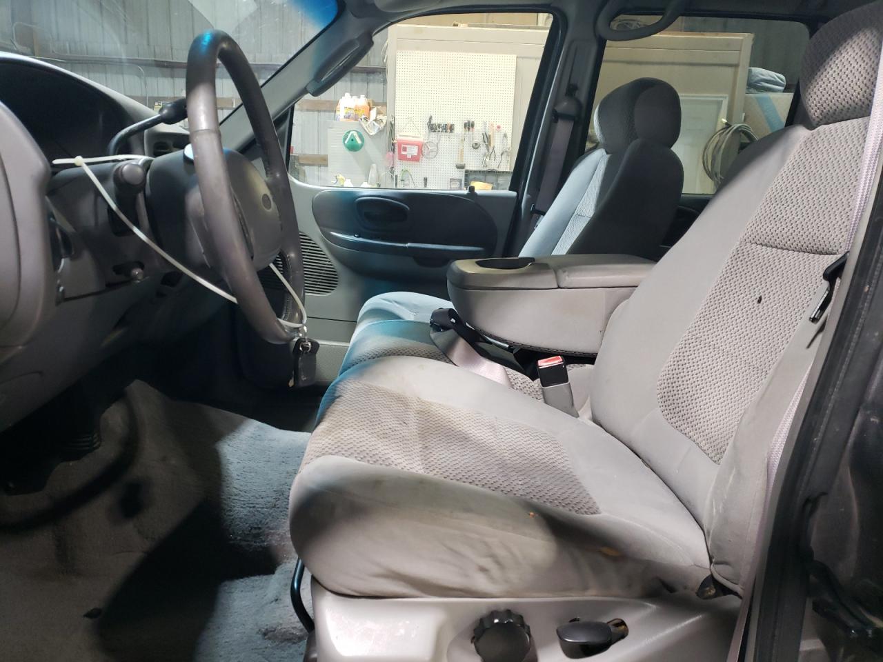 2002 Ford F-150 VIN 1FTRW08L92KC96826 Copart auction photo, side damage thumbnail 7