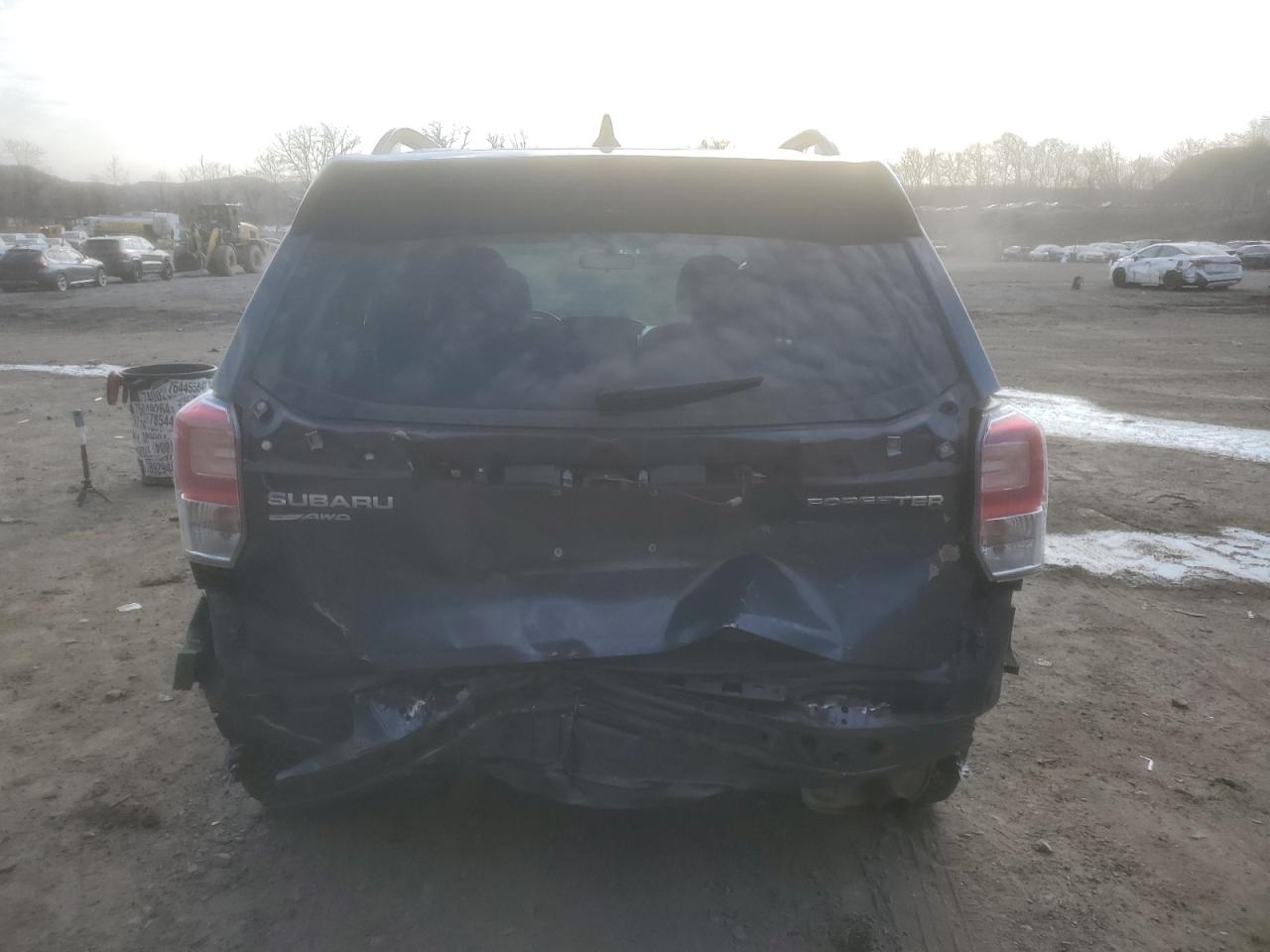 2018 Subaru Forester VIN JF2SJAEC1JG610725 Copart auction photo, rear end / minor dent/scratches damage thumbnail 6