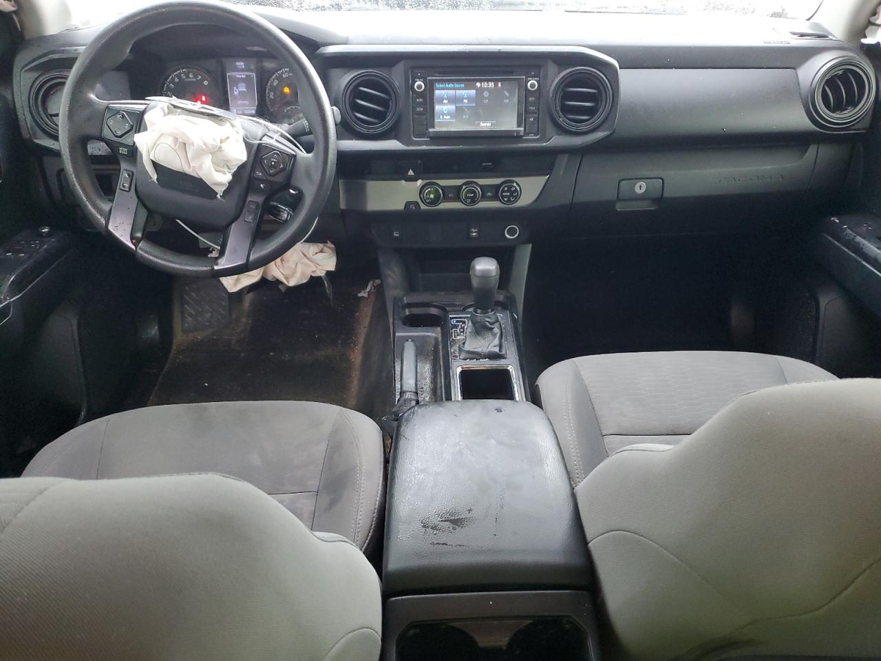 2018 Toyota Tacoma VIN 5TFRX5GN7JX111686 Copart auction photo, front end / minor dent/scratches damage thumbnail 8