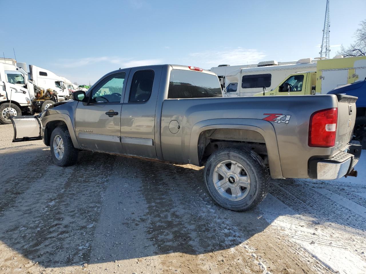 2009 Chevrolet Silverado VIN 1GCEK290X9Z228286 Copart auction photo, front end / undercarriage damage thumbnail 2