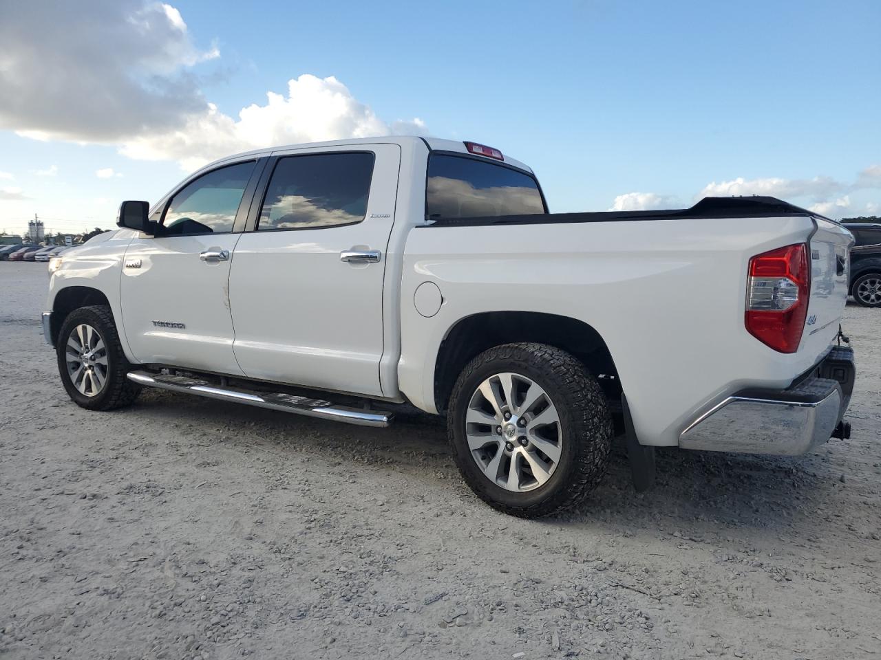 2016 Toyota Tundra VIN 5TFHW5F1XGX553030 Copart auction photo, side / undercarriage damage thumbnail 2