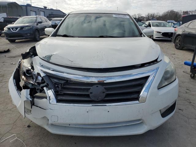 2013 Nissan Altima VIN 1N4AL3AP4DN500900 Copart auction photo, front end / minor dent/scratches damage thumbnail 5