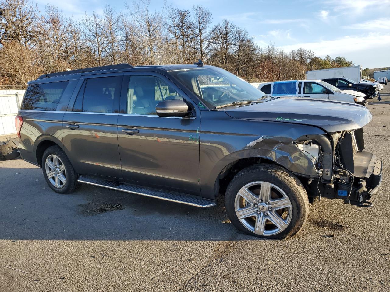 2020 Ford Expedition VIN 1FMJK1JT6LEA92862 Copart auction photo, front end damage thumbnail 4