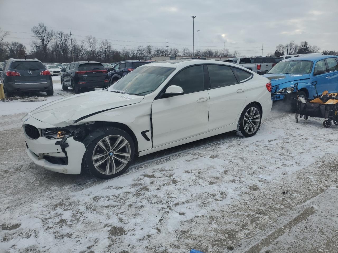 2016 BMW 3er VIN WBA8Z5C55GG500635