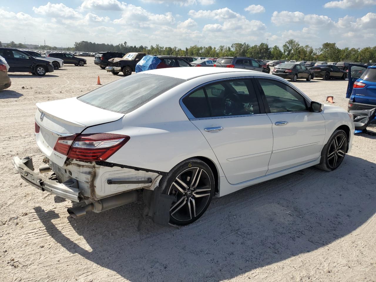 2017 Honda Accord VIN 1HGCR2F6XHA062653 Copart auction photo, rear end / side damage thumbnail 3
