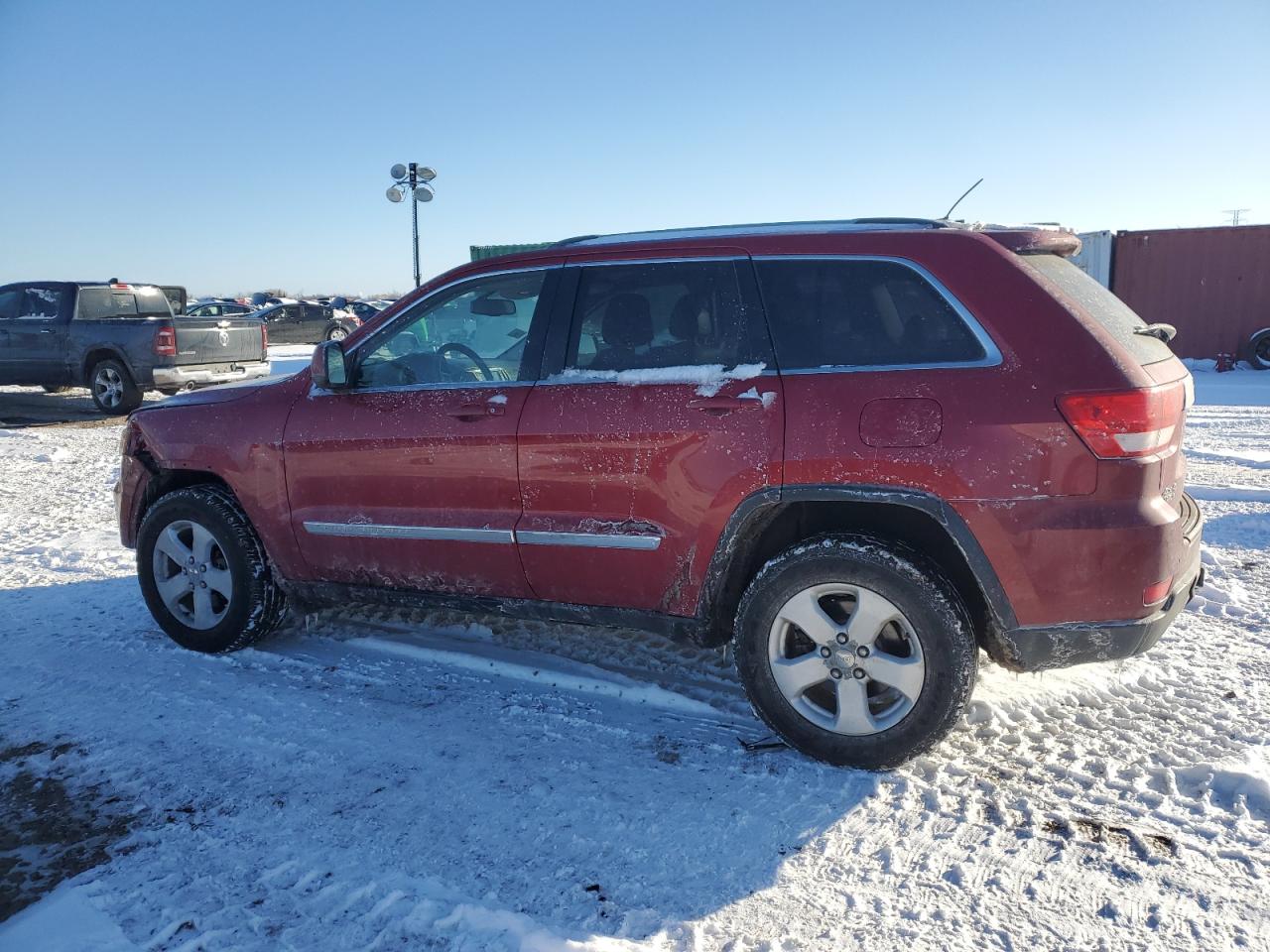 2011 Jeep Grand Cherokee VIN 1J4RR4GG4BC523251 Copart auction photo, front end / minor dent/scratches damage thumbnail 2
