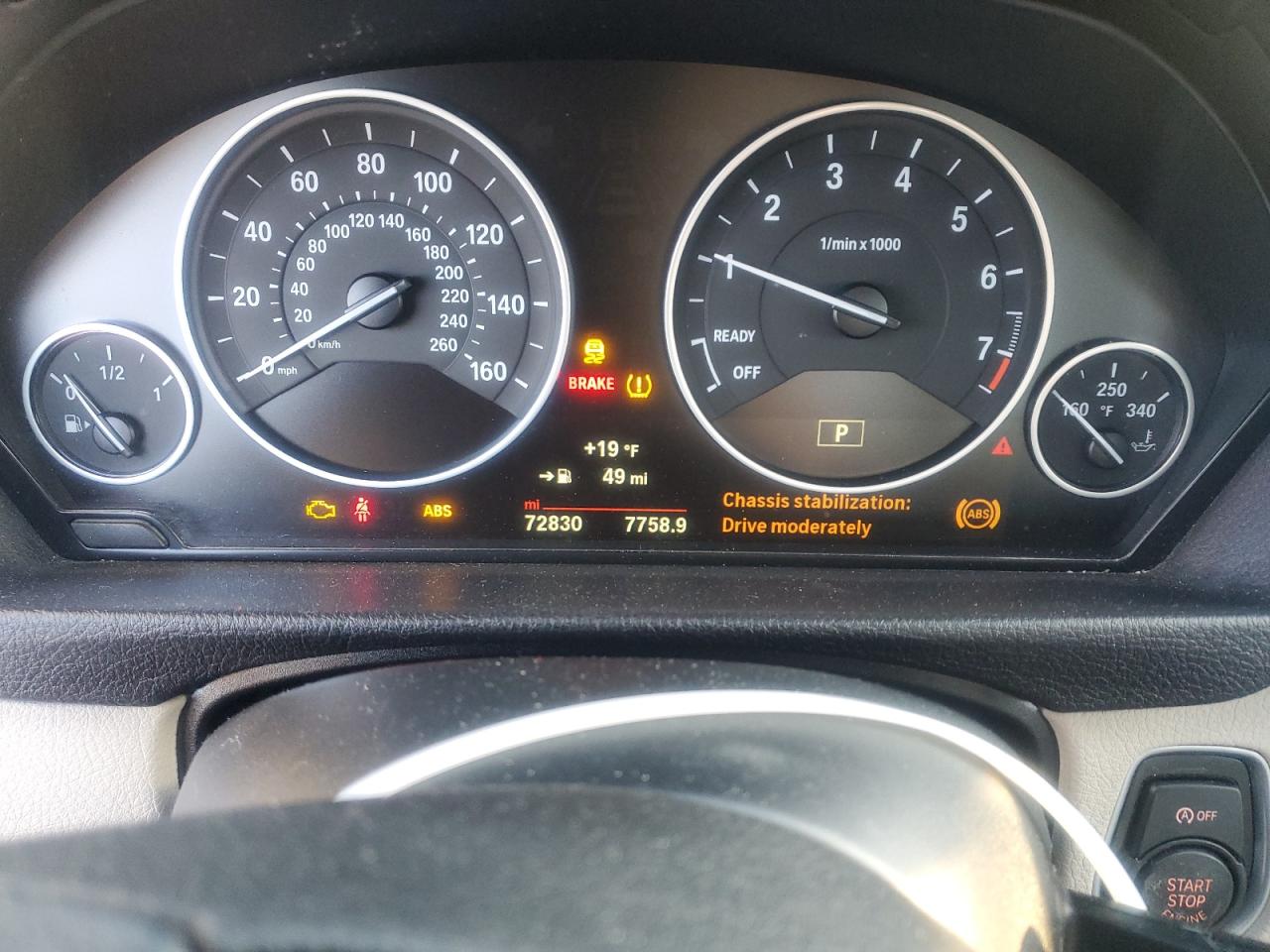 2017 BMW 3er VIN WBA8E5G50HNU42100 Copart auction photo, undercarriage damage thumbnail 9