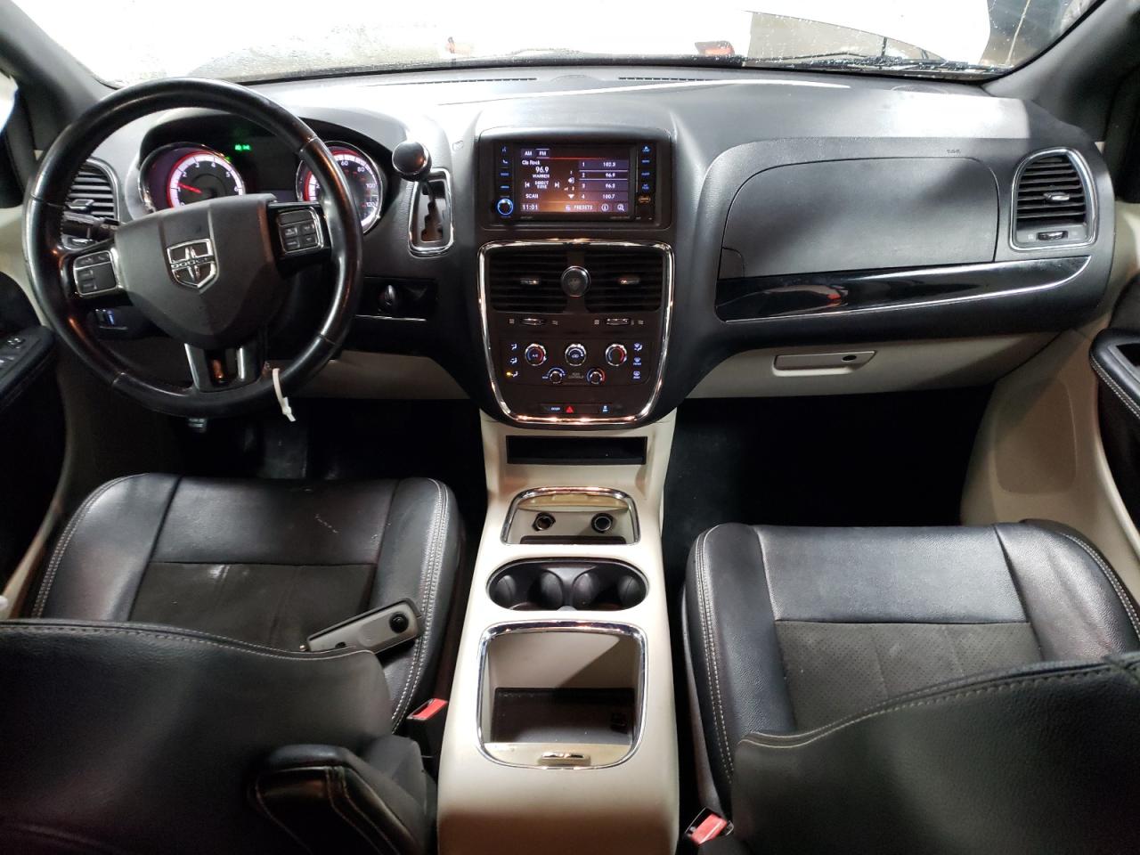 2019 Dodge Caravan VIN 2C4RDGCG4KR771292 Copart auction photo, side damage thumbnail 8