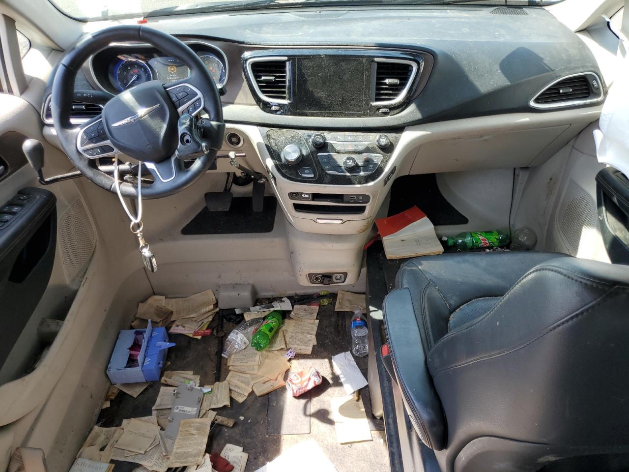 2018 Chrysler Pacifica VIN 2C4RC1BG0JR262848 Copart auction photo, all over damage thumbnail 8