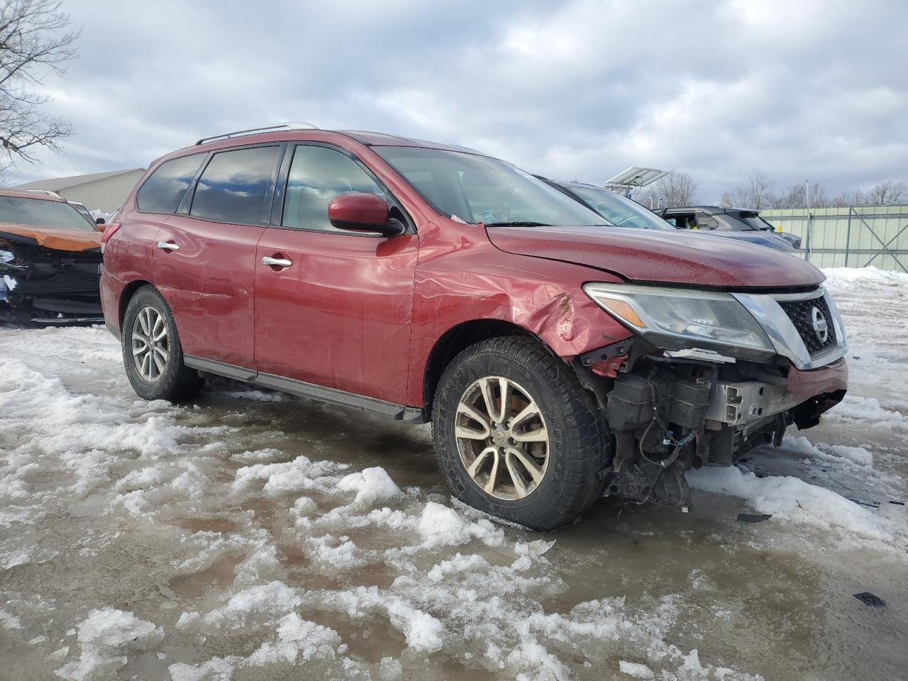 2016 Nissan Pathfinder VIN 5N1AR2MM8GC612793 Copart auction photo, side / front end damage thumbnail 4