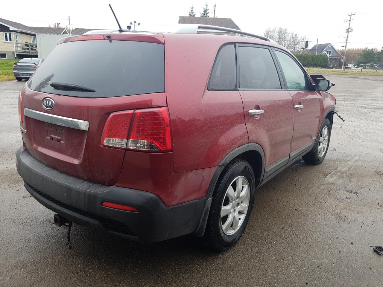 2013 KIA Sorento VIN 5XYKTDA22DG382412 Copart auction photo, front end damage thumbnail 3