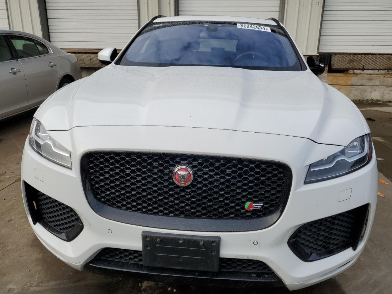 2018 Jaguar F-Pace VIN SADCM2FV6JA272990 Copart auction photo, all over damage thumbnail 5