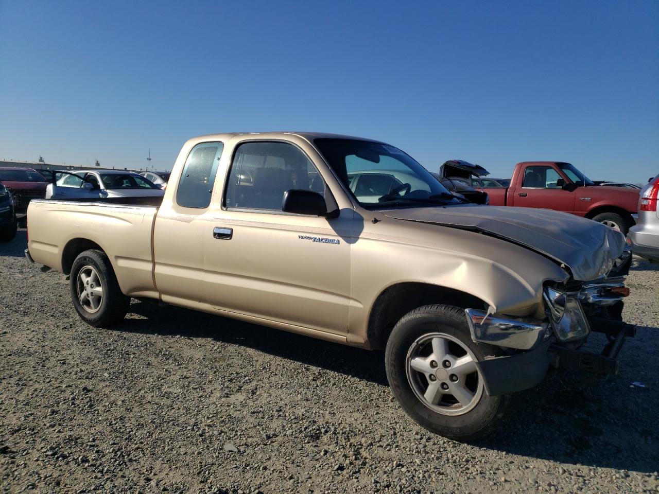 1995 Toyota Tacoma VIN 4TAVN53F1SZ014763 Copart auction photo, front end damage thumbnail 4