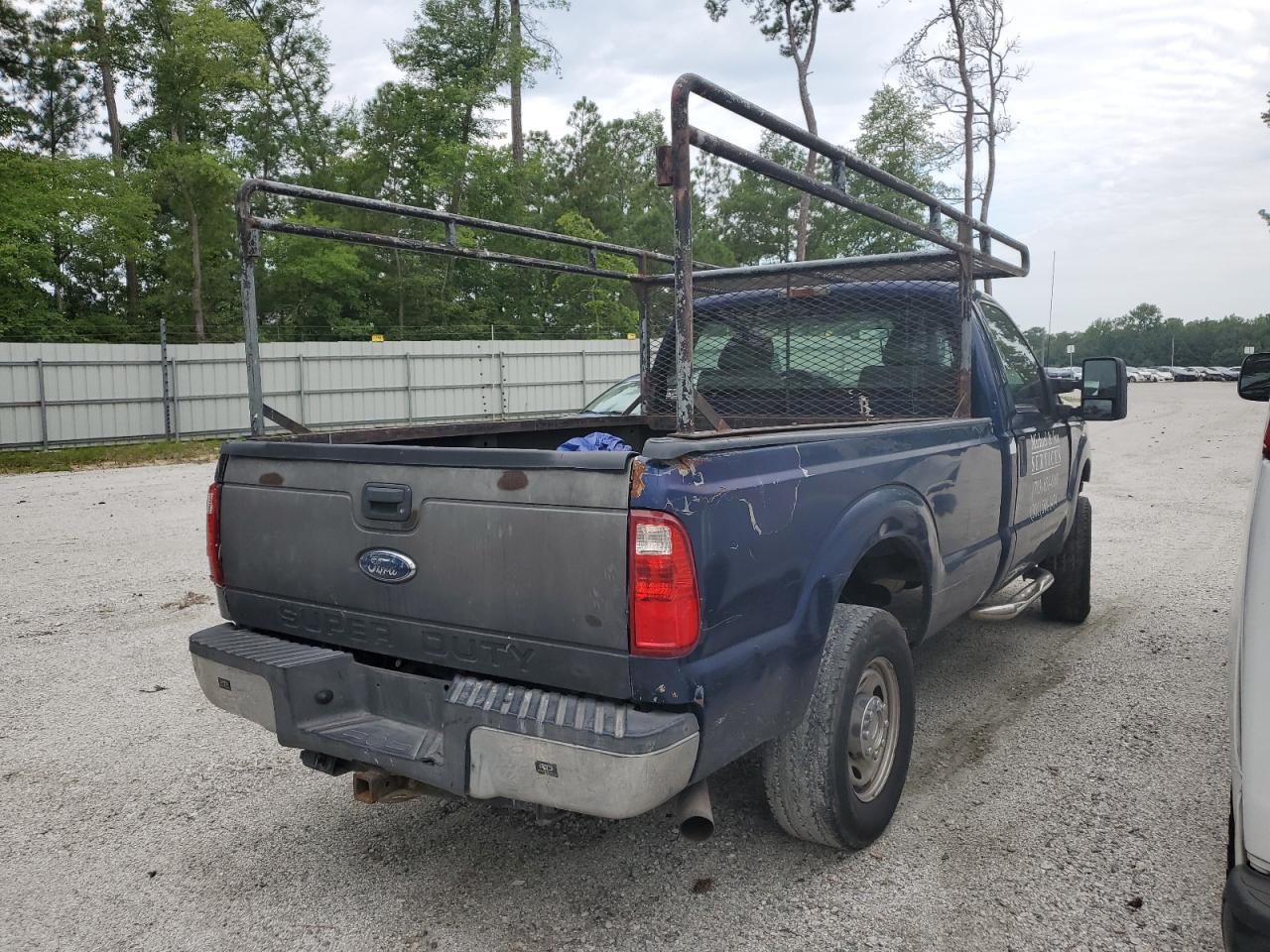 2011 Ford F250 VIN 1FTBF2B64BEA97536 Copart auction photo, front end damage thumbnail 3