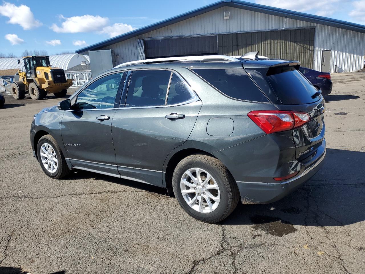 2018 Chevrolet Equinox VIN 3GNAXUEU0JS597722 Copart auction photo, front end / minor dent/scratches damage thumbnail 2