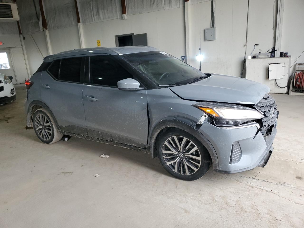 2021 Nissan Kicks VIN 3N1CP5CV8ML497758 Copart auction photo, front end / rear end damage thumbnail 4