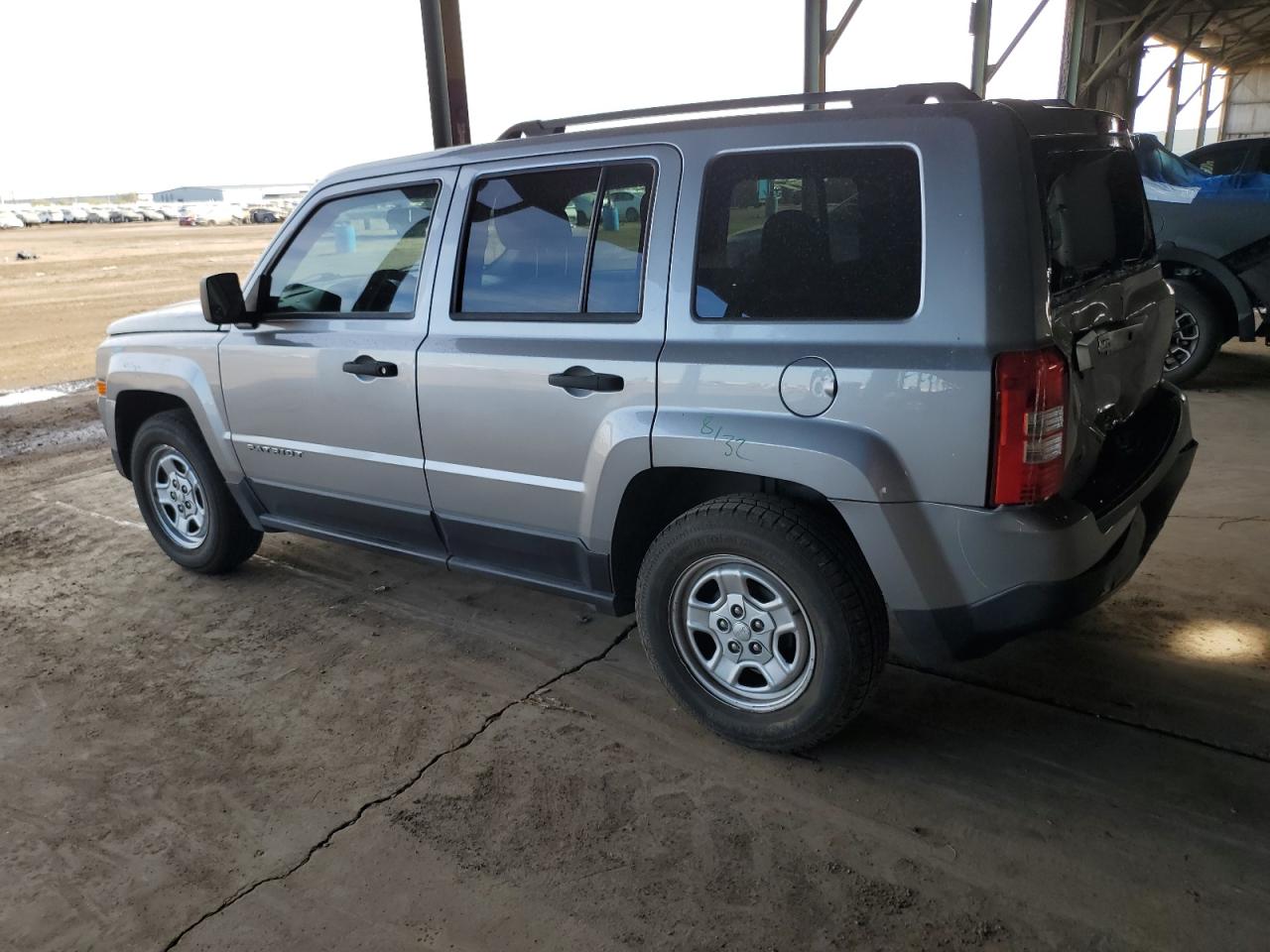 2015 Jeep Liberty (Patriot) VIN 1C4NJPBB6FD400513 Copart auction photo, rear end / front end damage thumbnail 2