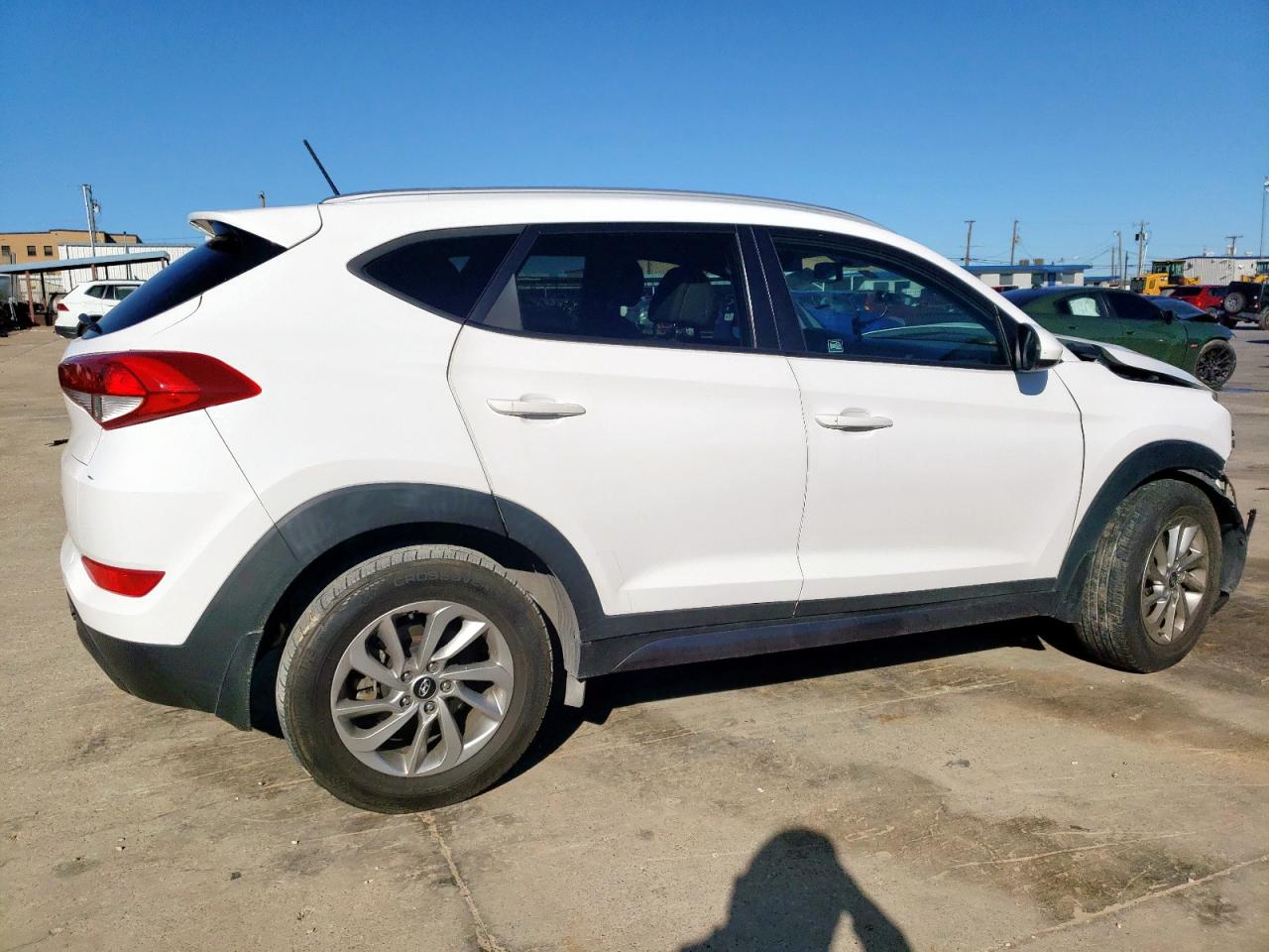 2016 Hyundai Tucson VIN KM8J33A41GU104655 Copart auction photo, front end damage thumbnail 3