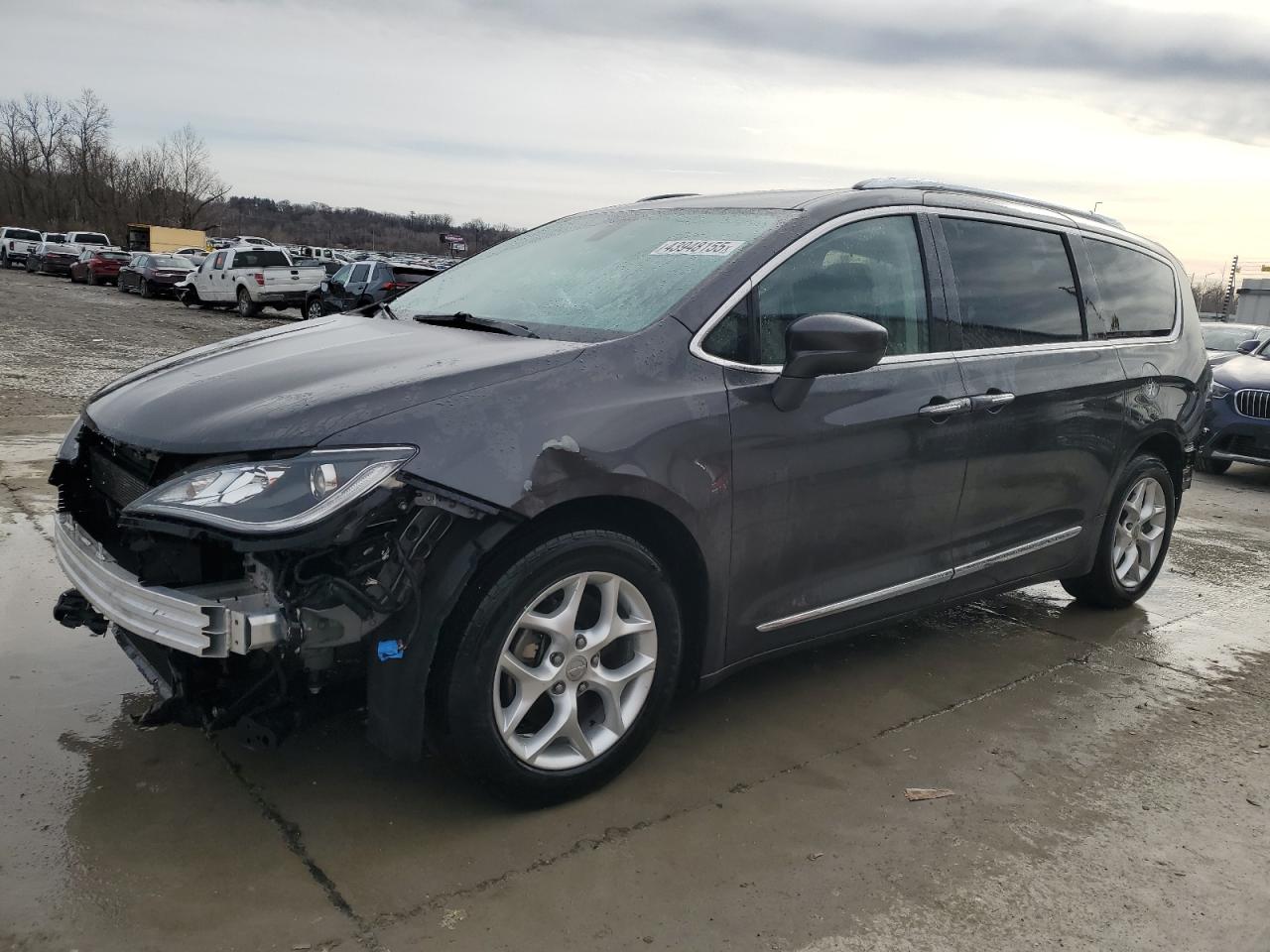 2018 Chrysler Pacifica VIN 2C4RC1EGXJR114959