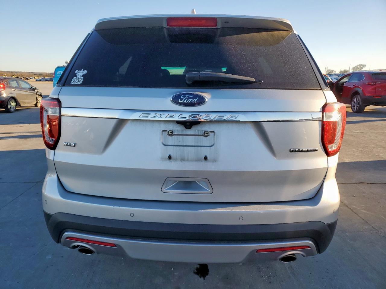 2016 Ford Explorer VIN 1FM5K7D87GGD01144 Copart auction photo, front end / mechanical damage thumbnail 6