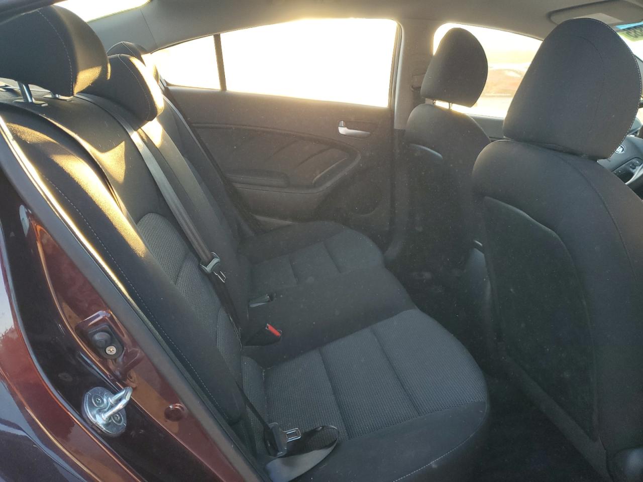 2017 KIA Forte VIN 3KPFK4A77HE038674 Copart auction photo, rear end damage thumbnail 10