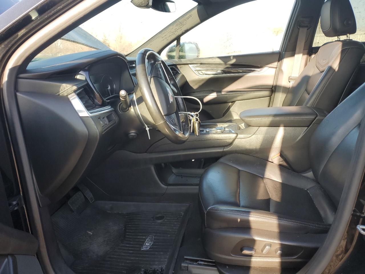 2020 Cadillac XT5 VIN 1GYKNDRS1LZ152983 Copart auction photo, vandalism damage thumbnail 7