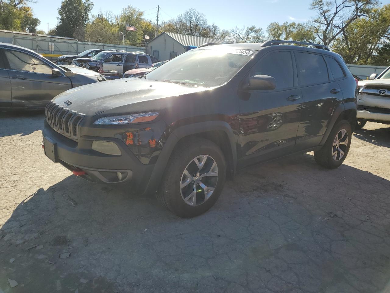 2015 Jeep Cherokee VIN 1C4PJMBS2FW739524