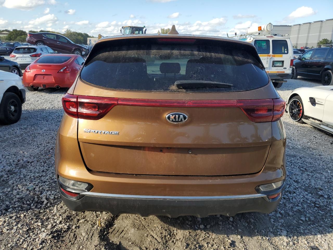 2020 KIA Sportage VIN KNDPM3AC7L7637055 Copart auction photo, minor dent/scratches damage thumbnail 6
