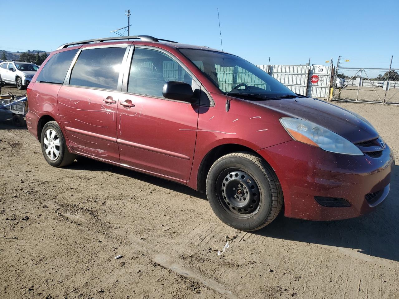 2008 Toyota Sienna VIN 5TDZK23C58S099409 Copart auction photo, front end / side damage thumbnail 4