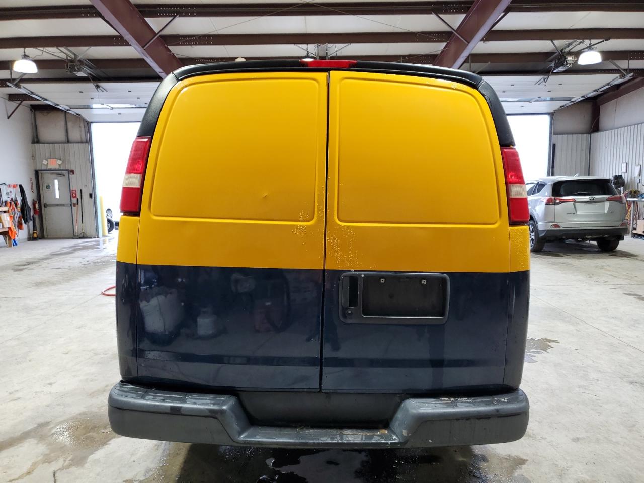 2013 GMC Savana VIN 1GTZ7TBG2D1118954 Copart auction photo, front end damage thumbnail 6