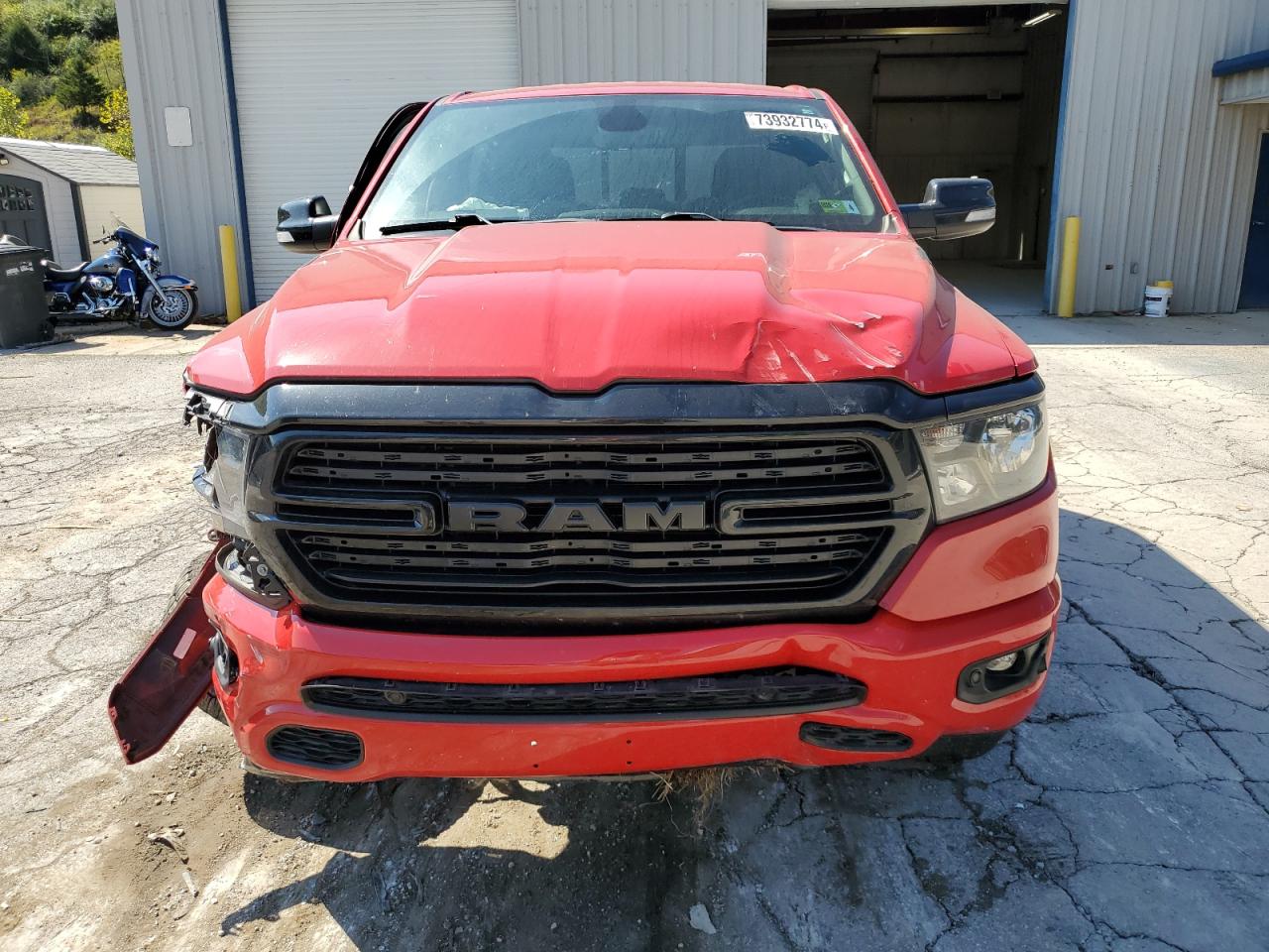 2021 RAM 1500 VIN 1C6SRFFT5MN616134 Copart auction photo, front end / side damage thumbnail 5
