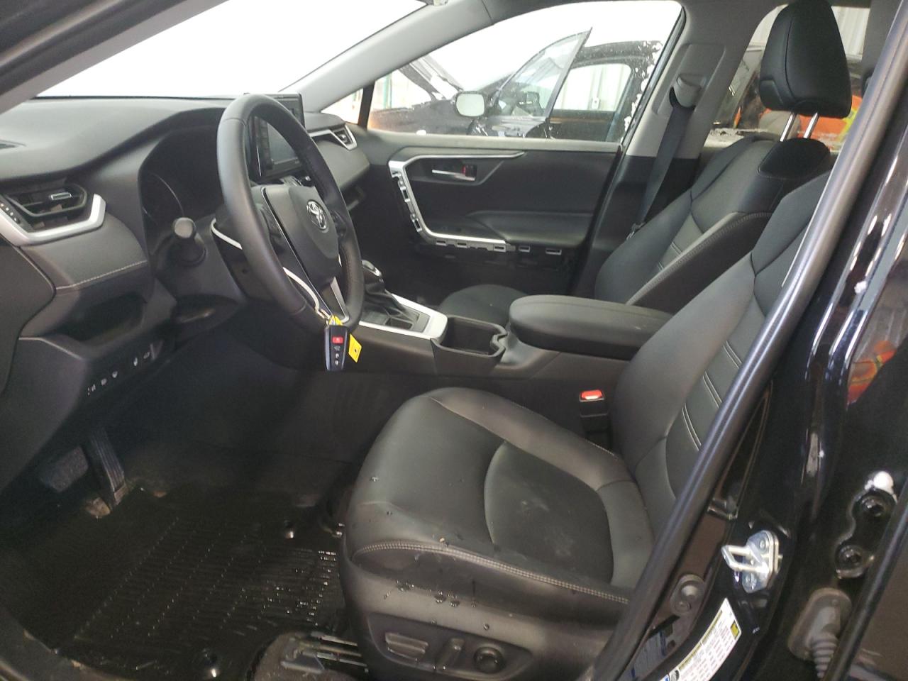 2022 Toyota RAV 4 VIN 2T3A1RFV6NW303697 Copart auction photo, front end damage thumbnail 7
