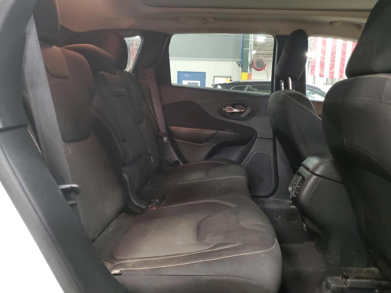 2017 Jeep Grand Cherokee VIN 1C4PJMCS8HW505745 Copart auction photo, front end damage thumbnail 11
