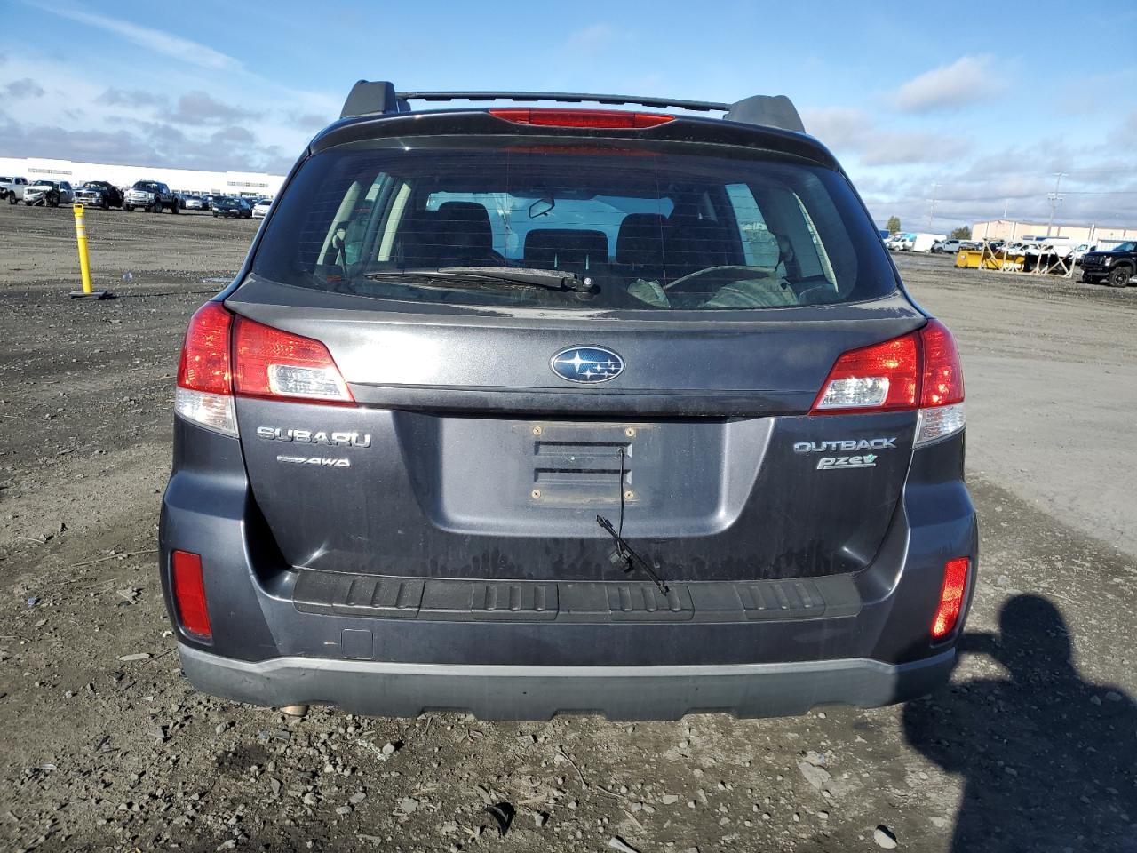 2011 Subaru Outback VIN 4S4BRBAC0B1313691 Copart auction photo, front end / side damage thumbnail 6