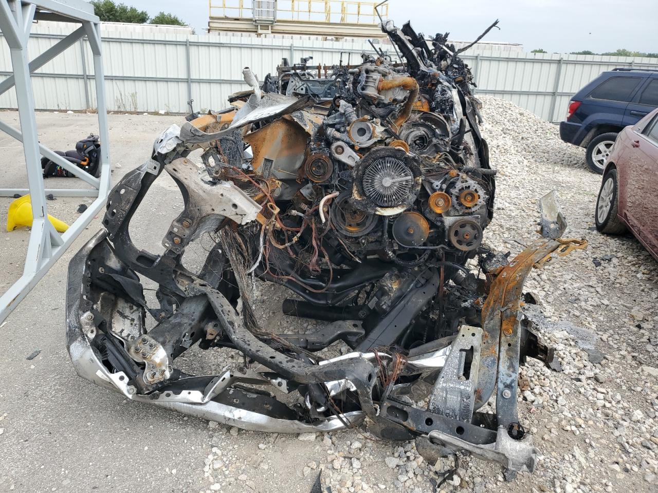 2017 Ford F250 VIN 1FT7W2BT8HEB38965 Copart auction photo, burn damage thumbnail 5