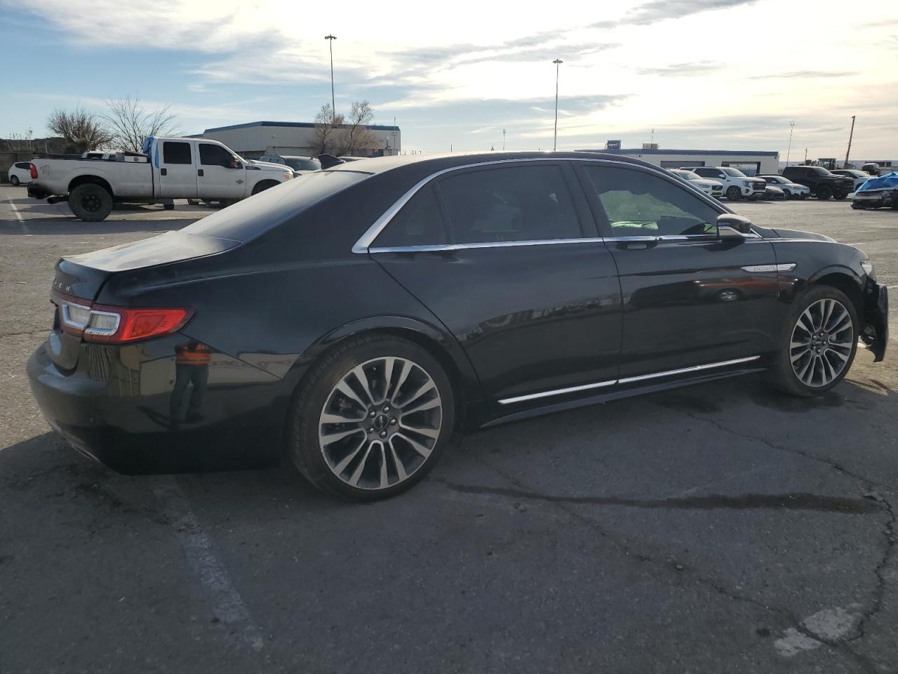 2018 Lincoln Continental VIN 1LN6L9SK2J5617937 Copart auction photo, all over damage thumbnail 3