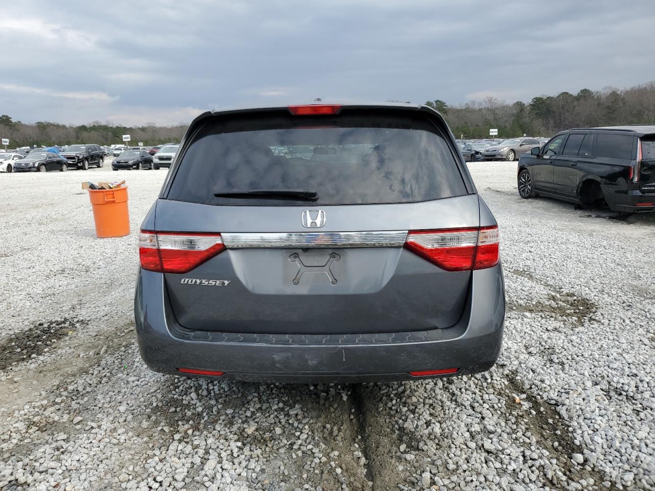 2013 Honda Odyssey VIN 5FNRL5H62DB034629 Copart auction photo, front end / minor dent/scratches damage thumbnail 6