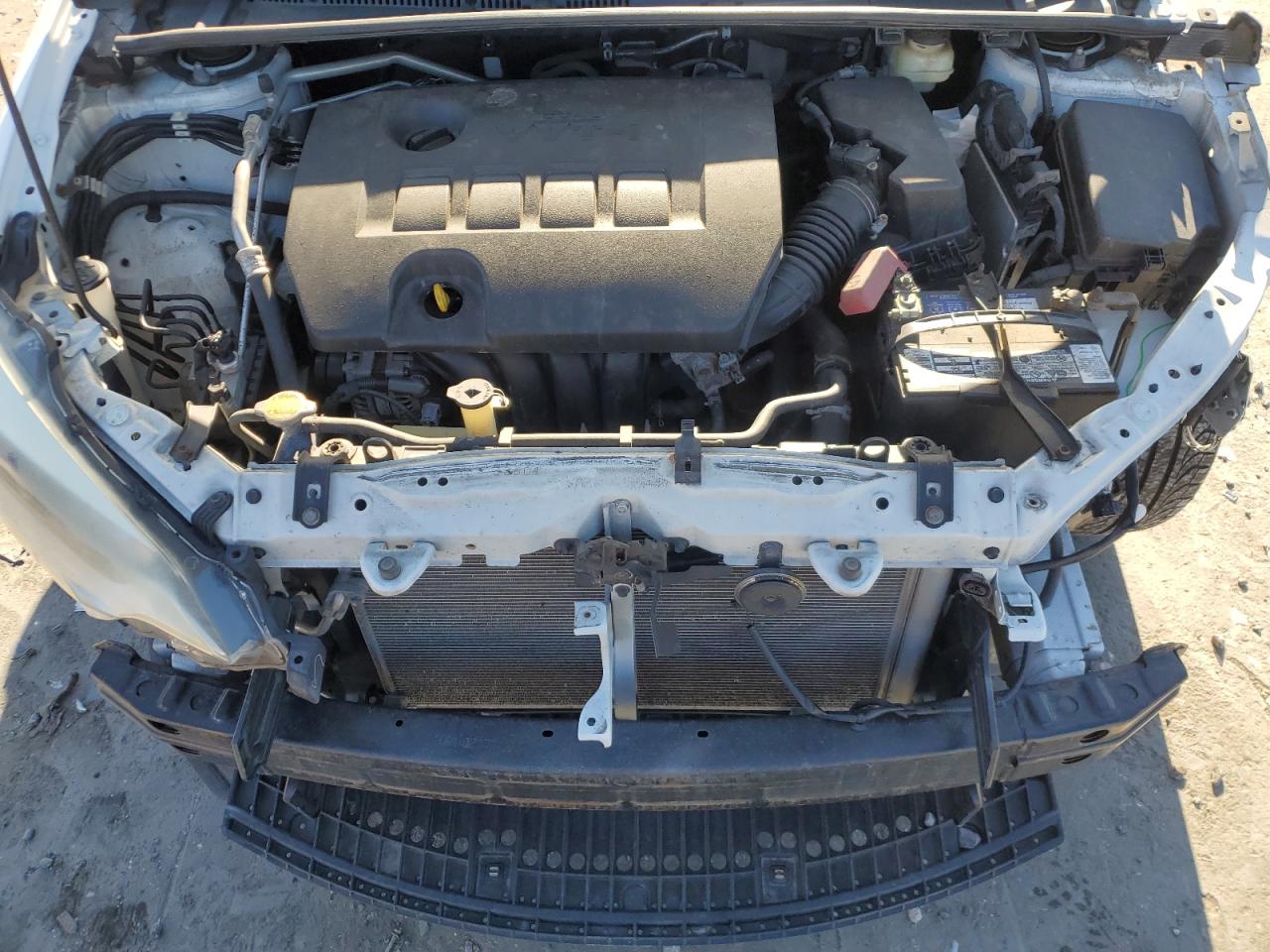 2015 Toyota Corolla VIN 5YFBURHEXFP209147 Copart auction photo, front end / minor dent/scratches damage thumbnail 11