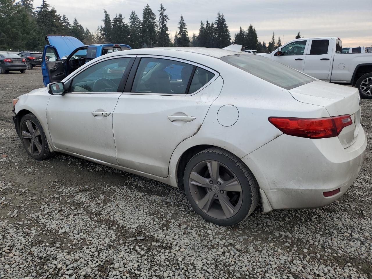 2014 Acura ILX VIN 19VDE1F32EE015181 Copart auction photo, front end / side damage thumbnail 2