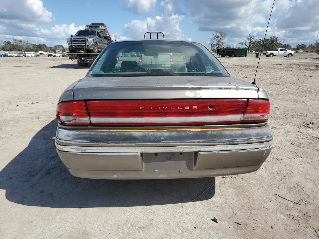 1996 Chrysler Concorde VIN 2C3HD56T1TH140388 Copart auction photo, front end / water/flood damage thumbnail 6