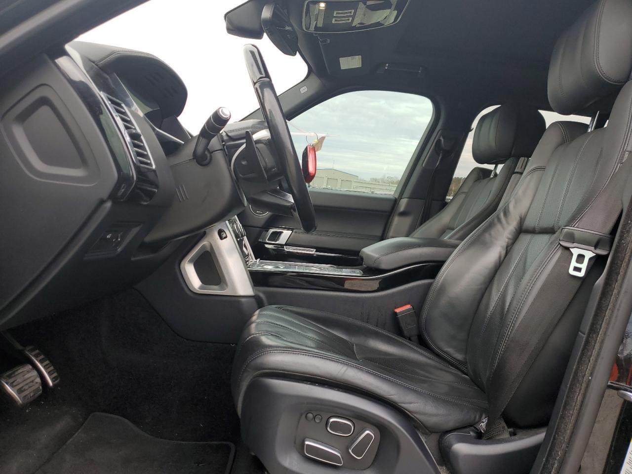 2015 Land Rover Range Rover VIN SALGS2TFXFA231715 Copart auction photo, rear end / minor dent/scratches damage thumbnail 7